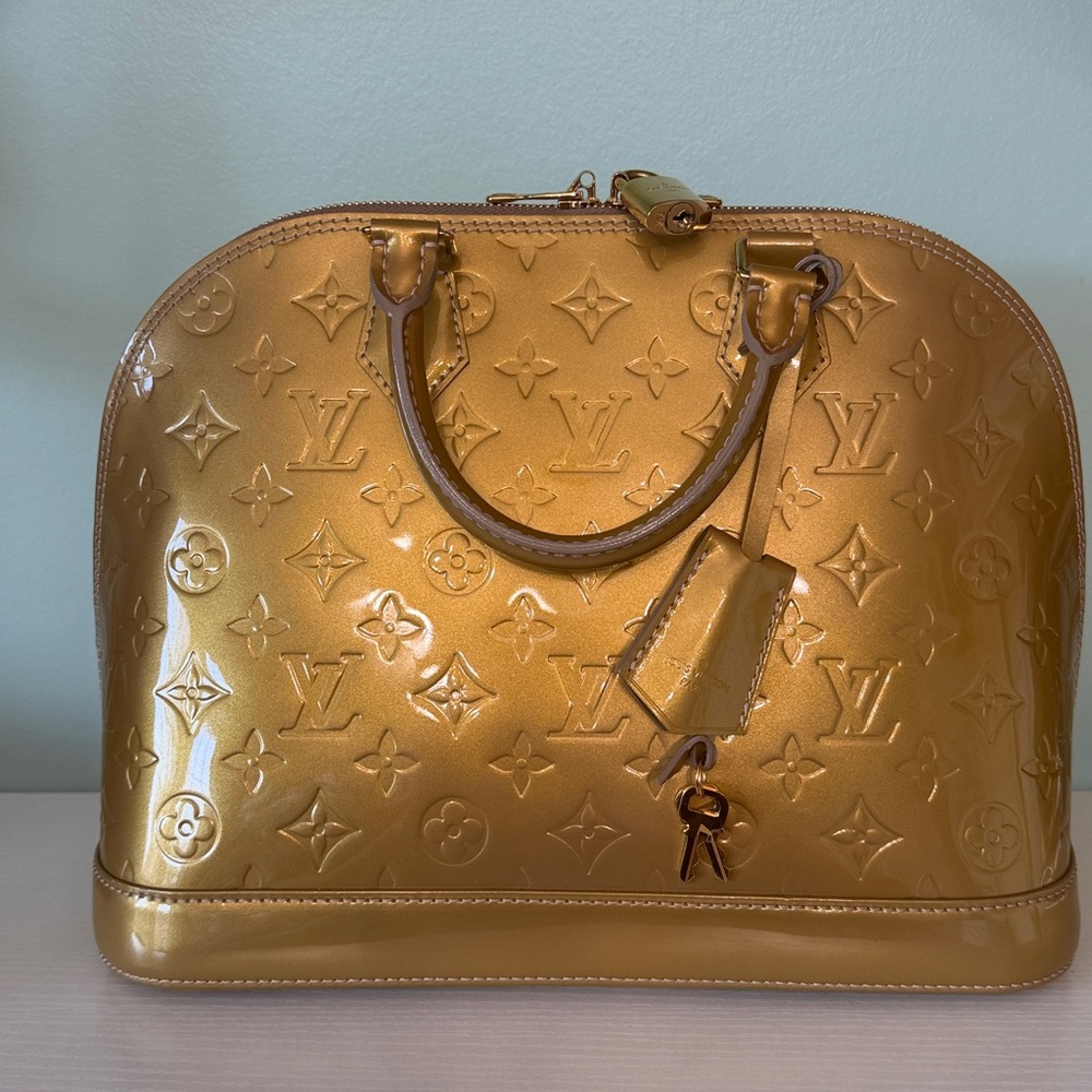 Louis Vuitton Vernis Alma PM Satchel in Gold Patent
